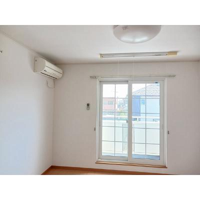 フローラ・スクエア 201【管理NO：1-015442501-02010】 ★家具家電は申し込み後に搬入しますの物件画像