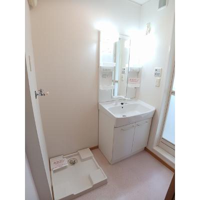 アウローラ 105【管理NO：1-015287001-01040】 ★家具家電は申し込み後に搬入しますの物件画像