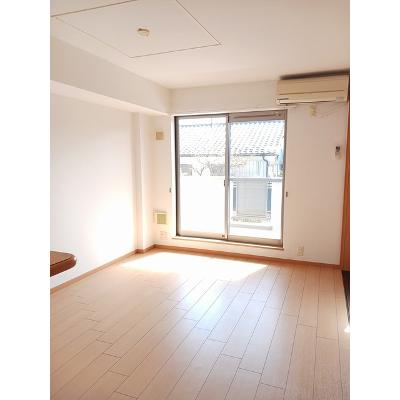 リリアンハイム 205【管理NO：1-013034101-02040】 ★家具家電は申し込み後に搬入します★の物件画像