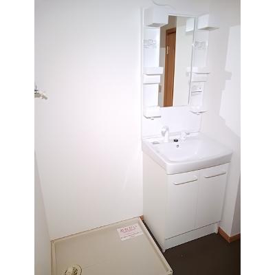 サンリット　コートⅠ 103【管理NO：1-012108601-01030】 ★家具家電は申し込み後に搬入します★の物件画像