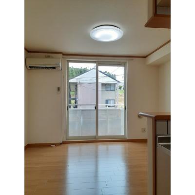 シャローン　シュル 203【管理NO：1-011899501-02030】 ★家具家電は申し込み後に搬入します 2026年08月下旬入居可能の物件画像
