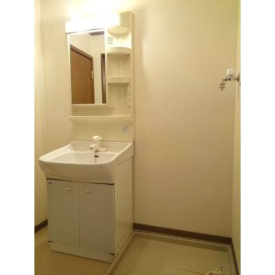 イストＡ 203【管理NO：1-011426801-02030】 ★家具家電は申し込み後に搬入します★の物件画像