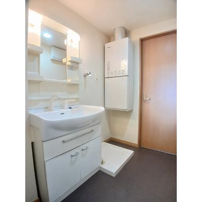 パールヒルズ大森 301【管理NO：1-010959001-03010】 ★家具家電は申し込み後に搬入します★の物件画像