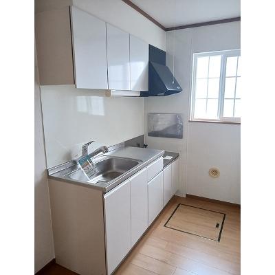 ロワジール 101【管理NO：1-009656101-01010】 ★家具家電は申し込み後に搬入しますの物件画像