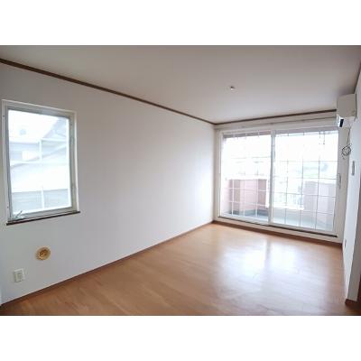 ハイグランド 203【管理NO：1-007903501-02030】 ★家具家電は申し込み後に搬入します★の物件画像