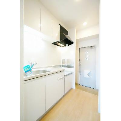 アクアポルタ 102【管理NO：1-022883601-01020】 ★家具家電は申し込み後に搬入します★の物件画像