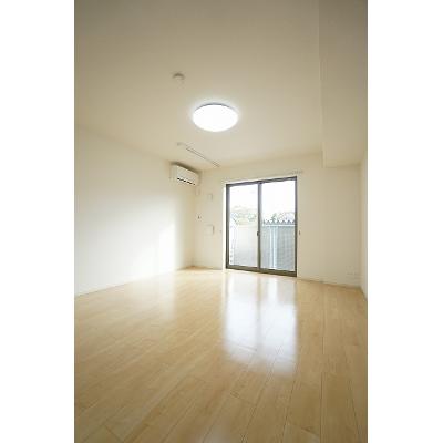 メゾン・シュシュ 102【管理NO：1-021434501-01020】 ★家具家電は申し込み後に搬入します 2026年08月中旬入居可能の物件画像