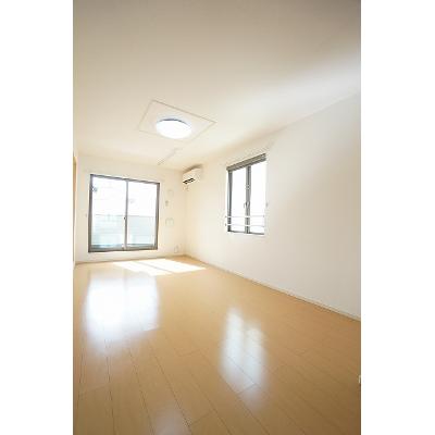 ゼフィロスＢ 305【管理NO：1-017938202-03040】 ★家具家電は申し込み後に搬入します★の物件画像