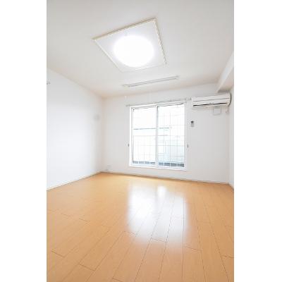 レスポワール・ソレイユ 201【管理NO：1-017734001-02010】 ★家具家電は申し込み後に搬入します★の物件画像