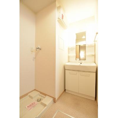 Ｑフロンティア 205【管理NO：1-015724101-02040】 ★家具家電は申し込み後に搬入します★の物件画像
