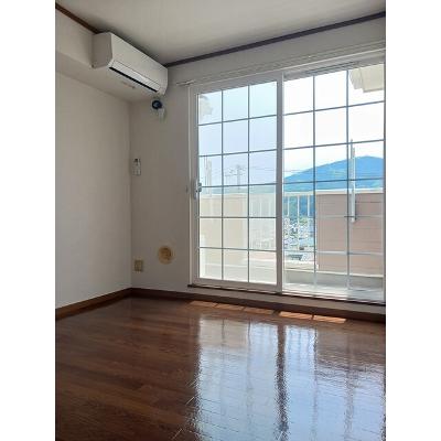 ウリイシパレス 202【管理NO：1-011030301-02020】 ★家具家電は申し込み後に搬入します★ ★2026年10月中旬入居可能★の物件画像