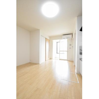 タイム　ロード 102【管理NO：1-022025701-01020】 ★家具家電は申し込み後に搬入します★の物件画像