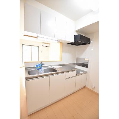 ＥＡＳＴ　ＳＩＤＥ　Ⅱ 203【管理NO：1-020041901-02030】 ★家具家電は申し込み後に搬入します★の物件画像