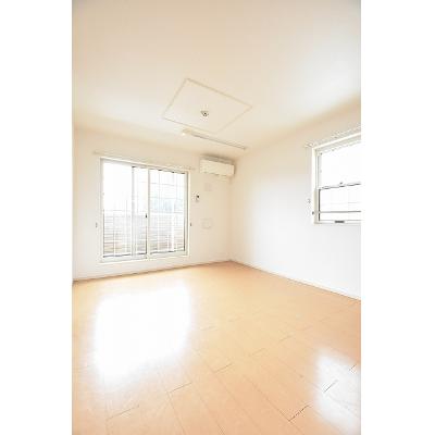 グット　プレイスＡ 201【管理NO：1-018060501-02010】 ★家具家電は申し込み後に搬入します★の物件画像