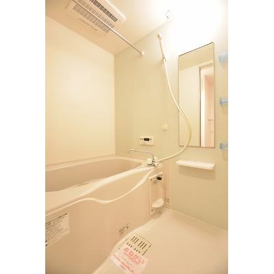ヴィーナス　春 201【管理NO：1-017053701-02010】 ★家具家電は申し込み後に搬入します★の物件画像