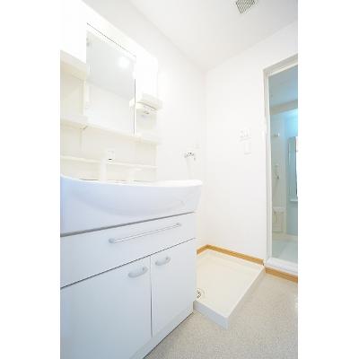アグライア 305【管理NO：1-014740901-03040】 ★家具家電は申し込み後に搬入します★の物件画像
