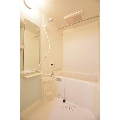 ベルグ　フース 201【管理NO：1-013376901-02010】 ★家具家電は申し込み後に搬入します★の物件画像