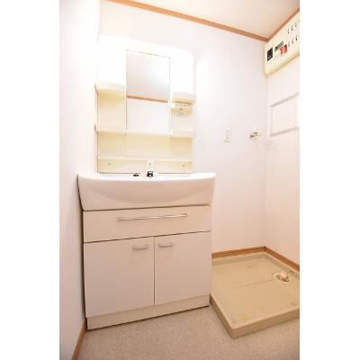 ベルグ　フース 201【管理NO：1-013376901-02010】 ★家具家電は申し込み後に搬入します★の物件画像