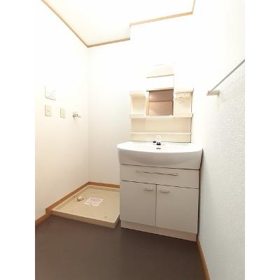 サニーパレスⅡ 102【管理NO：1-013313301-01020】 ★家具家電は申し込み後に搬入します★の物件画像