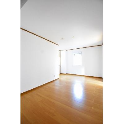カーサ・ソレアードⅢ 105【管理NO：1-010885403-01040】 ★家具家電は申し込み後に搬入します★の物件画像