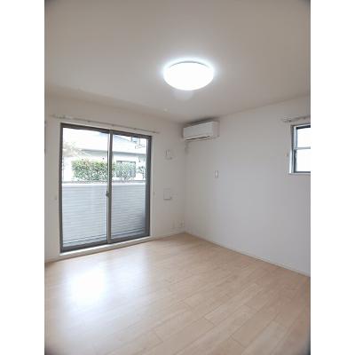 サン　ココネ 101【管理NO：1-024419501-01010】 ★家具家電は申し込み後に搬入します★の物件画像