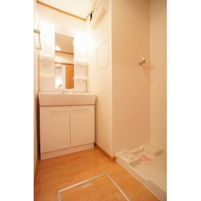 グレイス　カーサ 202【管理NO：1-015390401-02020】 ★家具家電は申し込み後に搬入します★の物件画像