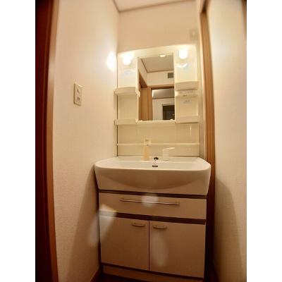 ラフレシール・ノーヴァ　Ｂ 101【管理NO：1-013508902-01010】 ★家具家電は申し込み後に搬入します★の物件画像