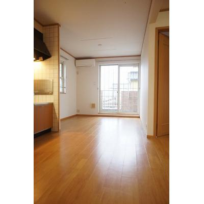 カーサ　プレシードＡ 201【管理NO：1-012245401-02010】 ★家具家電は申し込み後に搬入します★の物件画像