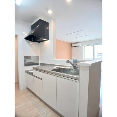 アヴニールⅢ 103【管理NO：1-020818901-01030】 ★家具家電は申し込み後に搬入します★の物件画像