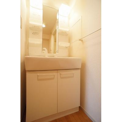 ノワ・グレーヌ　Ｃ 201【管理NO：1-017104001-02010】 ★家具家電は申し込み後に搬入します★の物件画像