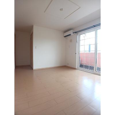 ドリーム　シアター 101【管理NO：1-016058601-01010】 ★家具家電は申し込み後に搬入します★の物件画像