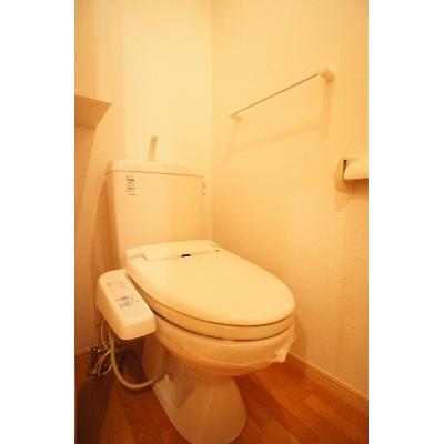 パーク　ビサイド中岡 201【管理NO：1-015549201-02010】 ★家具家電は申し込み後に搬入します★の物件画像
