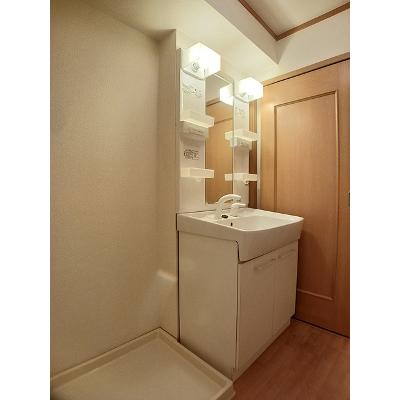 ＳＡＫＵＲＡ　ＳＴＲＥＥＴ　Ⅱ 201【管理NO：1-014842602-02010】 ★家具家電は申し込み後に搬入します★の物件画像