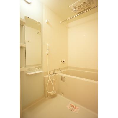 Ｆｌｏｗｅｒ 205【管理NO：1-014308501-02040】 ★家具家電は申し込み後に搬入します★の物件画像