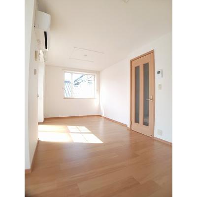エクセレント・Ａ 201【管理NO：1-013900701-02010】 ★家具家電は申し込み後に搬入します★の物件画像