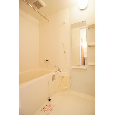 エクセレント・Ａ 102【管理NO：1-013900701-01020】 ★家具家電は申し込み後に搬入します★の物件画像