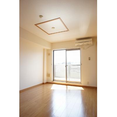 サンライズガーデン 305【管理NO：1-013394101-03040】の物件画像