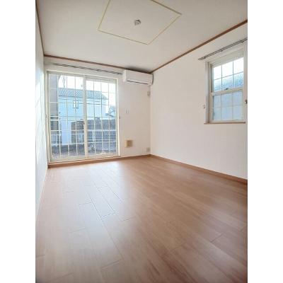 カーサ　プレシードＢ 102【管理NO：1-012245402-01020】 ★家具家電は申し込み後に搬入します★の物件画像