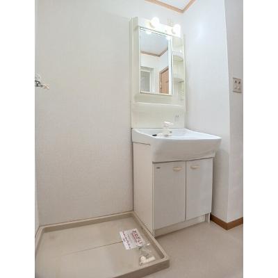 カーサ　プレシードＢ 102【管理NO：1-012245402-01020】 ★家具家電は申し込み後に搬入します★の物件画像