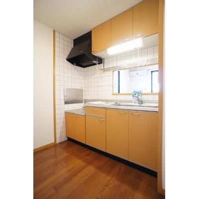 プリマベーラ 201【管理NO：1-012126801-02010】 ★家具家電は申し込み後に搬入します★の物件画像