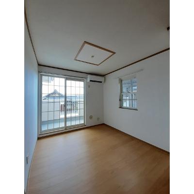 イノセントハウス　ＹＵＭＩ 201【管理NO：1-009577601-02010】 ★家具家電は申し込み後に搬入します★の物件画像