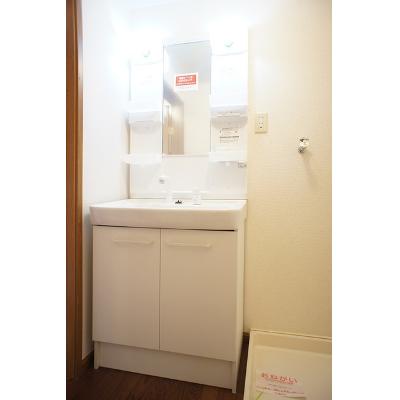 メゾンド　シャトリエ　Ⅱ 202【管理NO：1-007935002-02020】 ★家具家電は申し込み後に搬入します★の物件画像