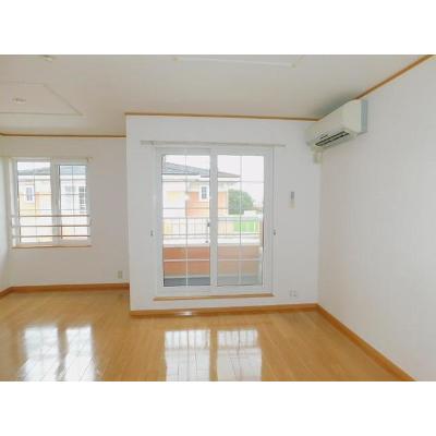ソリアードディーチモ 201【管理NO：1-013163002-02010】 ★家具家電は申し込み後に搬入します★の物件画像