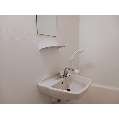 ヴェルドールマンション 202【管理NO：1-009651601-02020】 ★家具家電は申し込み後に搬入します★の物件画像