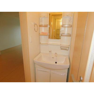 テネリージ 102【管理NO：1-019142001-01020】 ★家具家電は申し込み後に搬入します 2026年07月中旬入居可能の物件画像