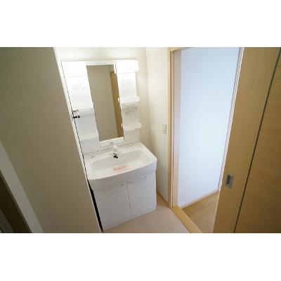 ディモーラ宝木 301【管理NO：1-004824701-03010】 ★家具家電は申し込み後に搬入します★の物件画像