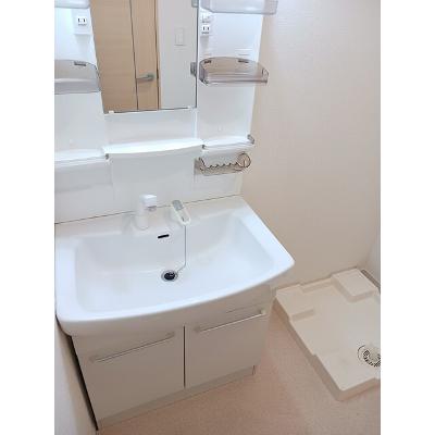 シャン・ド・フルールⅡ 205【管理NO：1-019521402-02040】 ★家具家電は申し込み後に搬入します★の物件画像