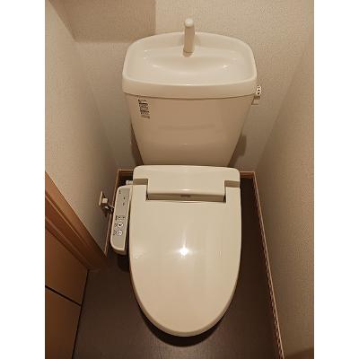 ホワイト・プレセアＢ 103【管理NO：1-016240102-01030】 ★家具家電は申し込み後に搬入します★の物件画像