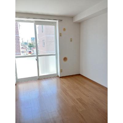 リエゾン西富山 203【管理NO：1-007114501-02030】 ★家具家電は申し込み後に搬入します★の物件画像