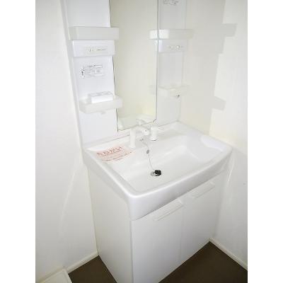 ティアラⅡ 103【管理NO：1-016669202-01030】 ★家具家電は申し込み後に搬入します★の物件画像